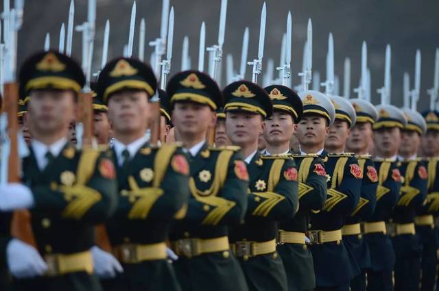 致敬，最可愛(ài)的人