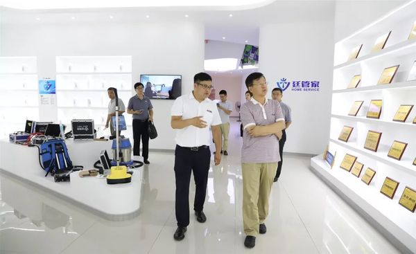 海港區政府領(lǐng)導蒞臨乾港 海港區政府領(lǐng)導蒞臨乾港