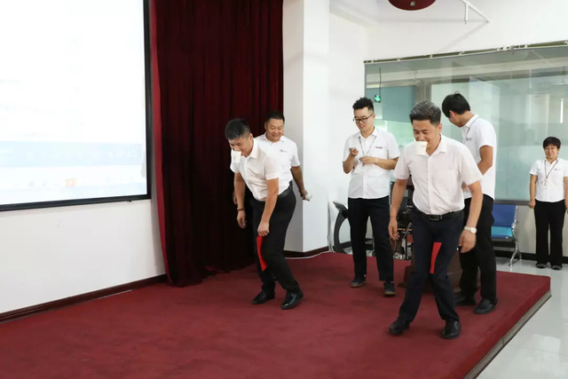 乾港集團8月員工生日會(huì )