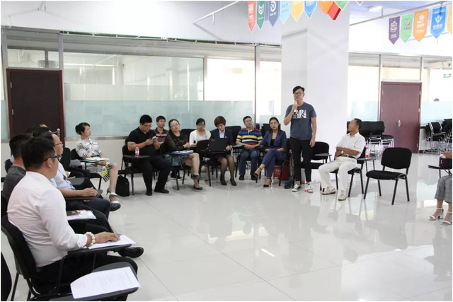 秦皇島市互聯(lián)網(wǎng)行業(yè)協(xié)會(huì )籌備會(huì ) 秦皇島市互聯(lián)網(wǎng)行業(yè)協(xié)會(huì )籌備會(huì )