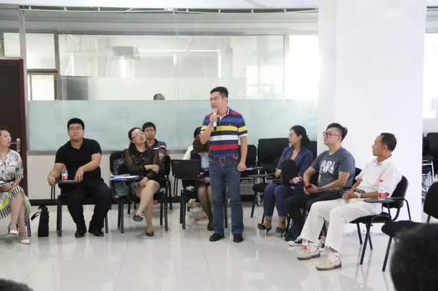 秦皇島市互聯(lián)網(wǎng)行業(yè)協(xié)會(huì )籌備會(huì ) 秦皇島市互聯(lián)網(wǎng)行業(yè)協(xié)會(huì )籌備會(huì )