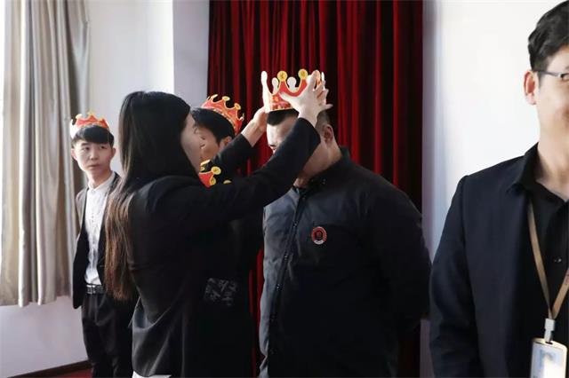 乾港生日會(huì )