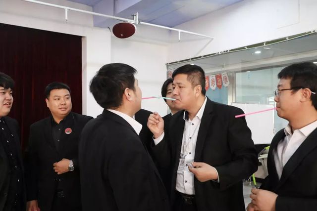 乾港生日會(huì )