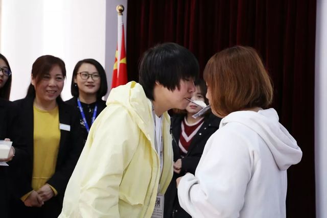 乾港生日會(huì ) 乾港生日會(huì )